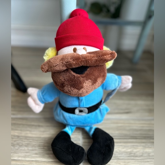 Rudolph the red nose reindeer character - Picture 6 of 6